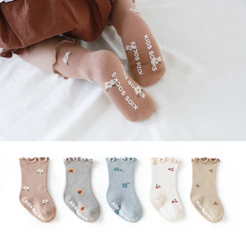 Детски памучни чорапи от 0 до 5 години, пролетно-летни чорапи с цветен модел, чорапи до глезена за момичета, дантелени нескользящие чорапи за новородени