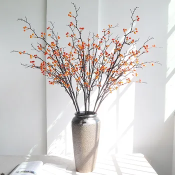 Реалистични изкуствени растения 110 см, за декор за дома и хотела с червени плодове и фенерчета